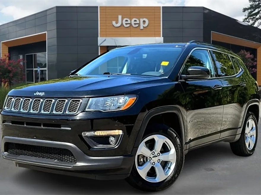 2020 Jeep Compass Latitude photo 1