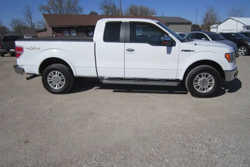 2011 Ford F-150 Lariat photo 1
