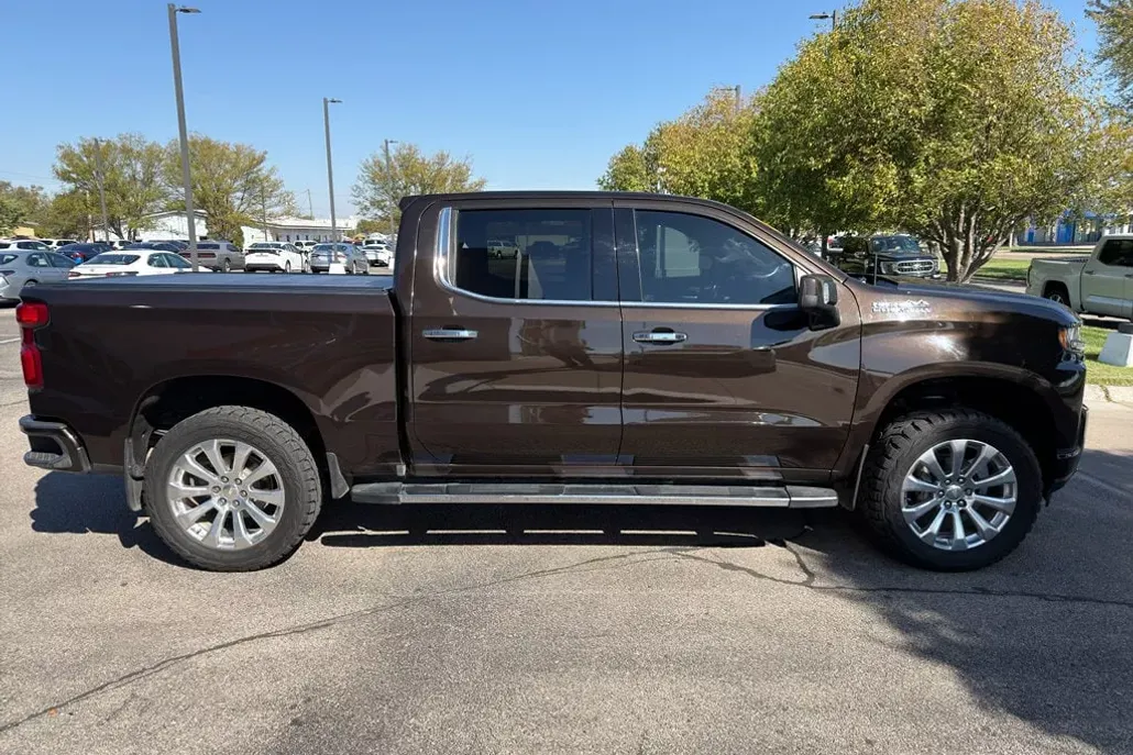 2020 Chevrolet Silverado 1500 High Country photo 1