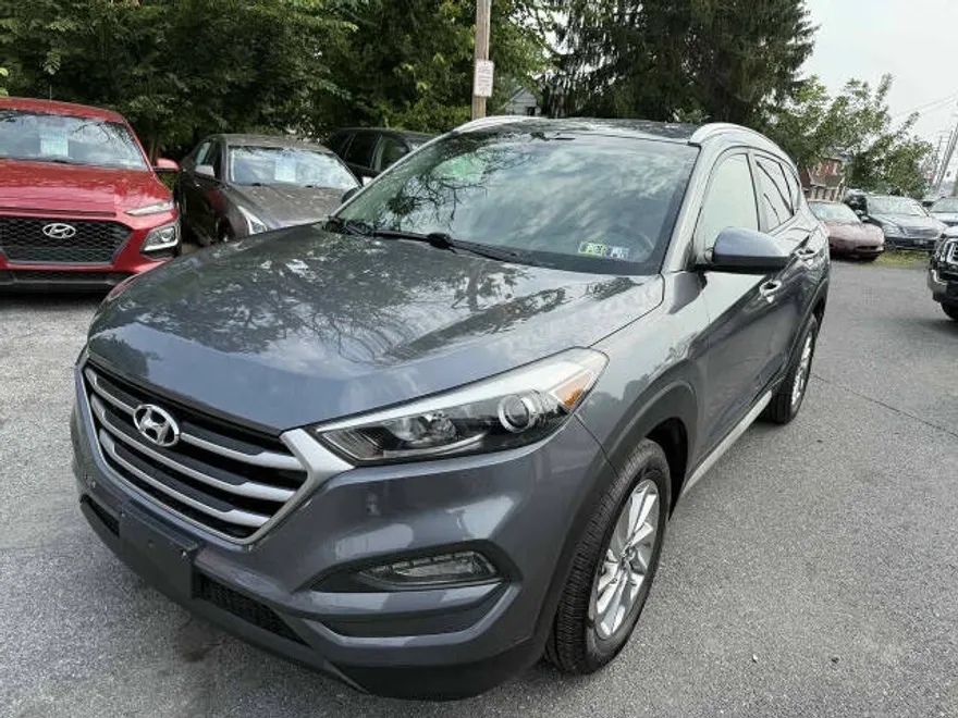 2018 Hyundai Tucson SEL photo 1
