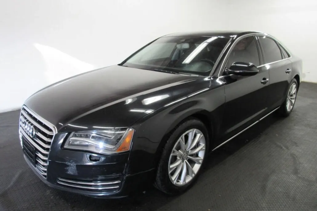2012 Audi A8 Quattro photo 1