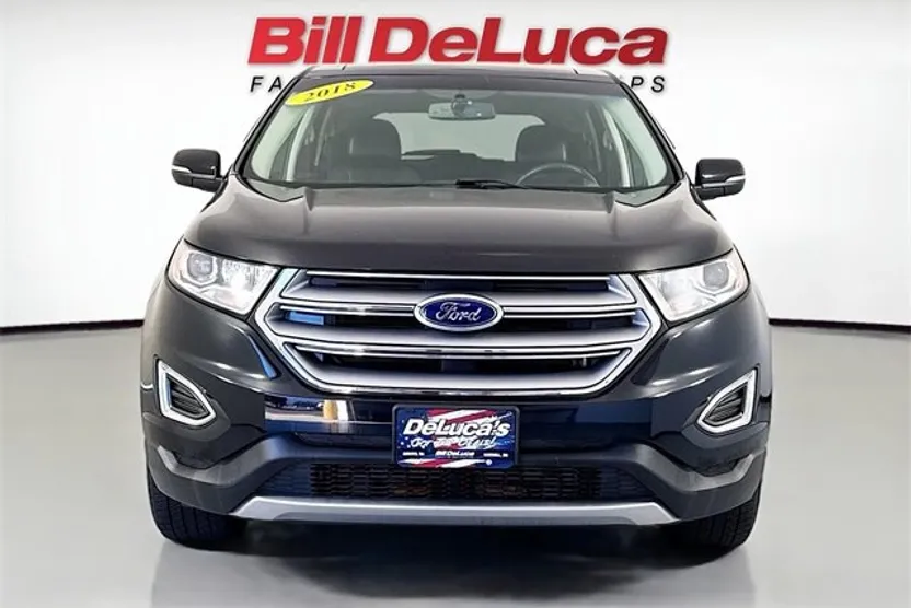 2018 Ford Edge Titanium photo 1