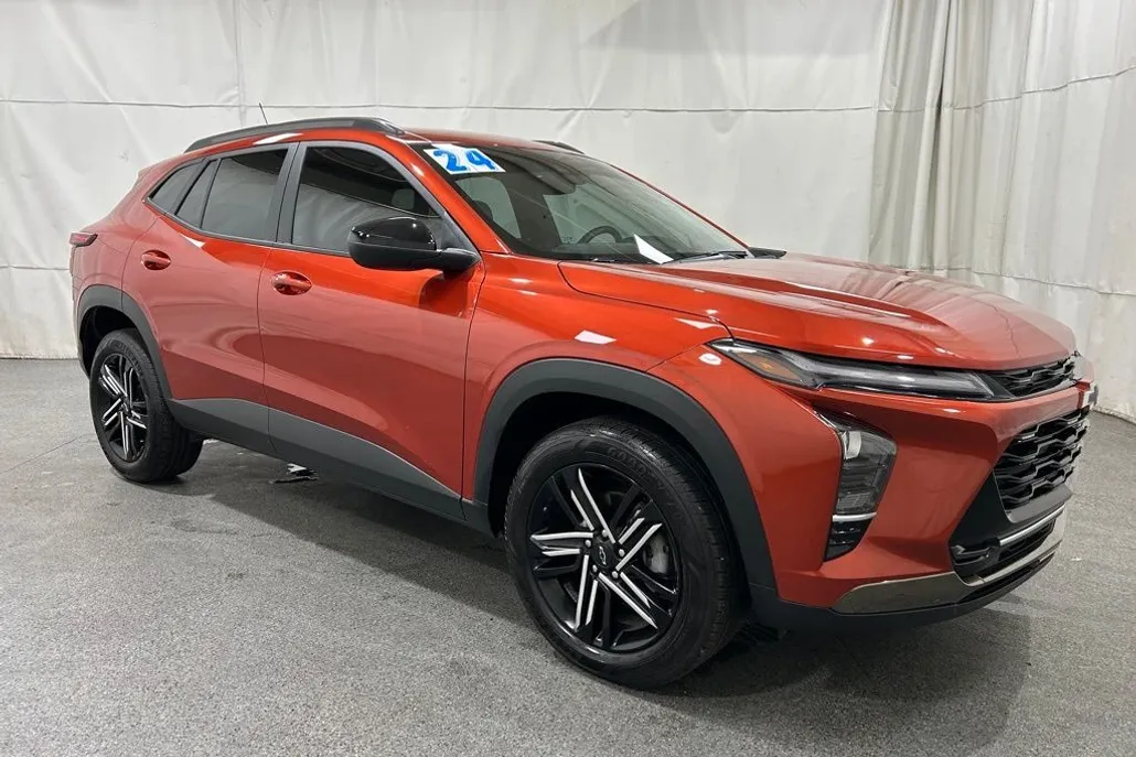 2024 Chevrolet Trax ACTIV photo 1