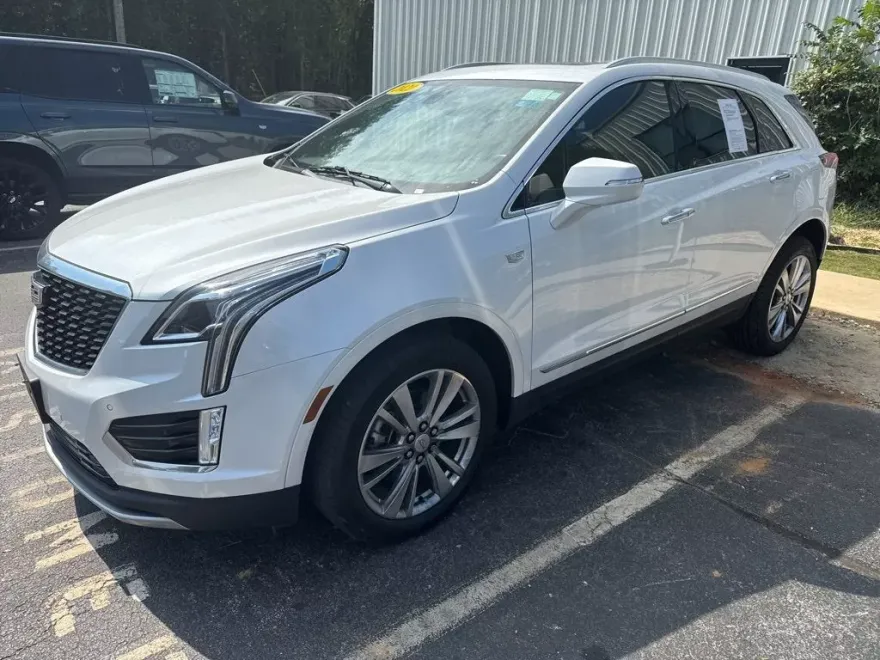 2021 Cadillac XT5 Premium Luxury photo 1