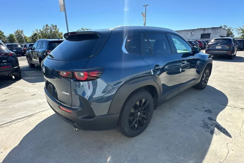 2023 Mazda CX-50 Preferred Plus photo 1