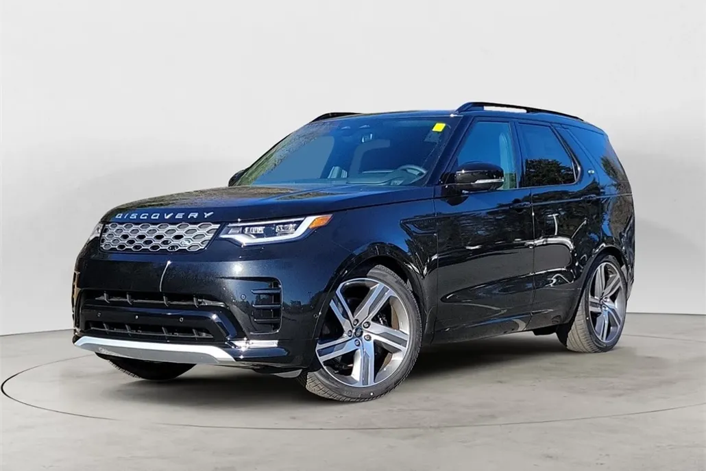 2024 Land Rover Discovery Metropolitan Edition photo 1
