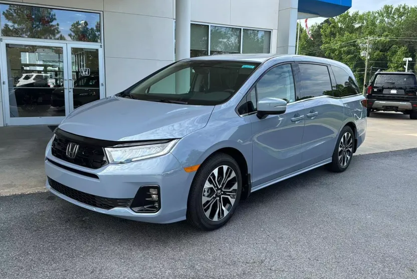 2025 Honda Odyssey Elite photo 1
