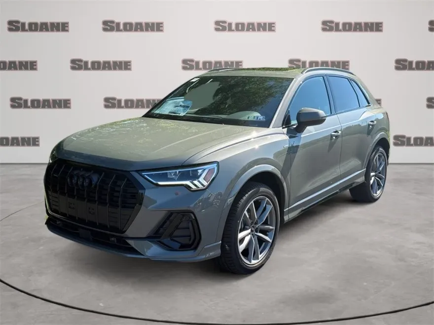2025 Audi Q3 45 TFSI S line Premium photo 1