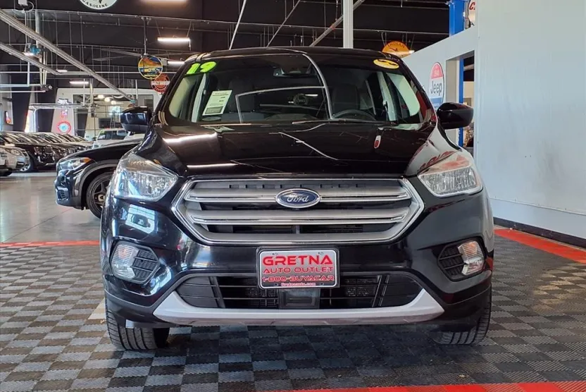 2019 Ford Escape SE photo 1
