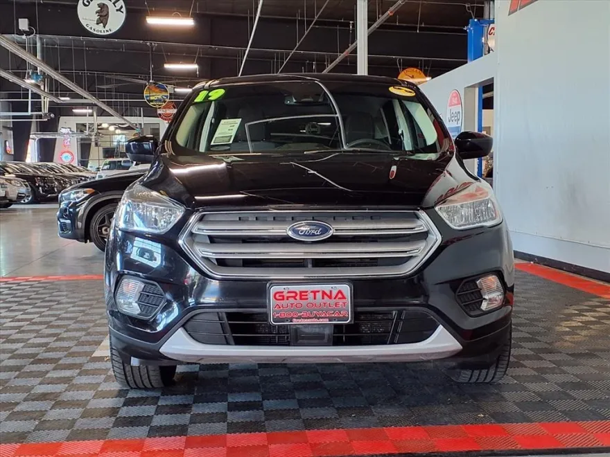 2019 Ford Escape SE photo 1