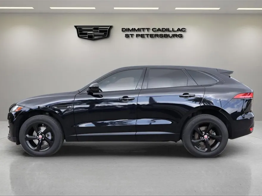 2017 Jaguar F-PACE Premium photo 1