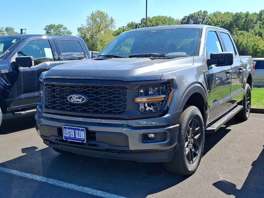 2025 Ford F-150 STX photo 1