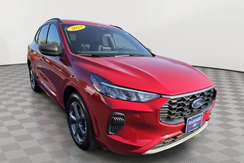 2023 Ford Escape ST-Line photo 1