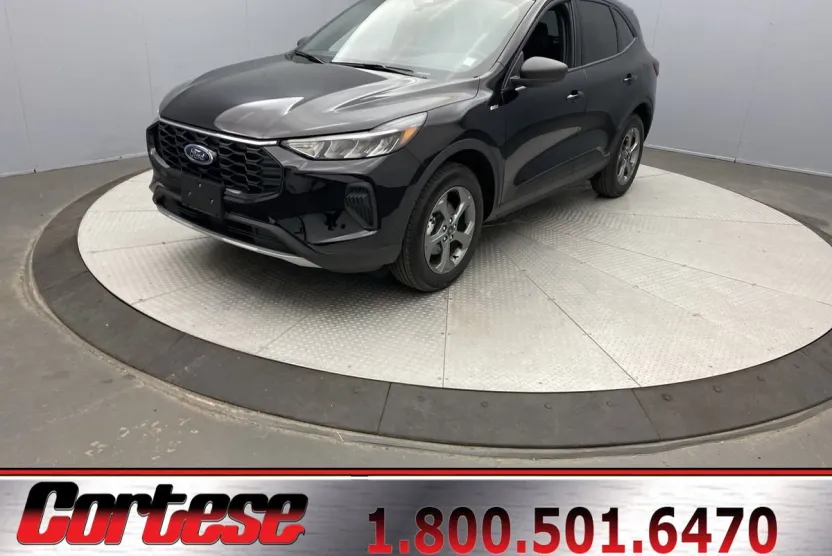 2025 Ford Escape ST-Line photo 1