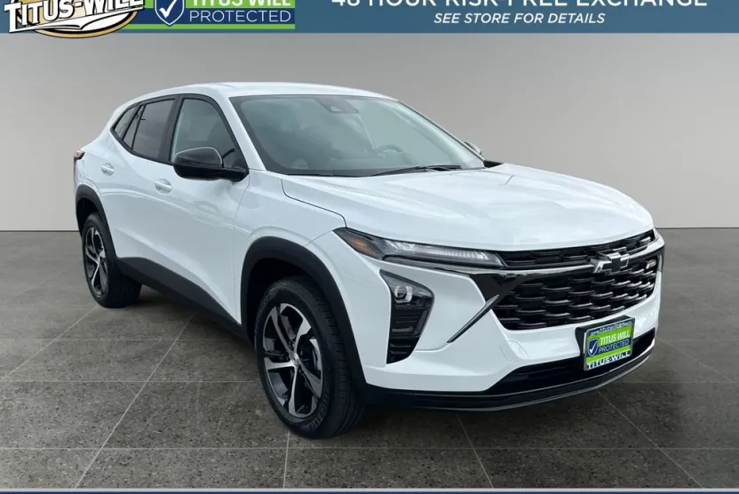 2025 Chevrolet Trax photo 1