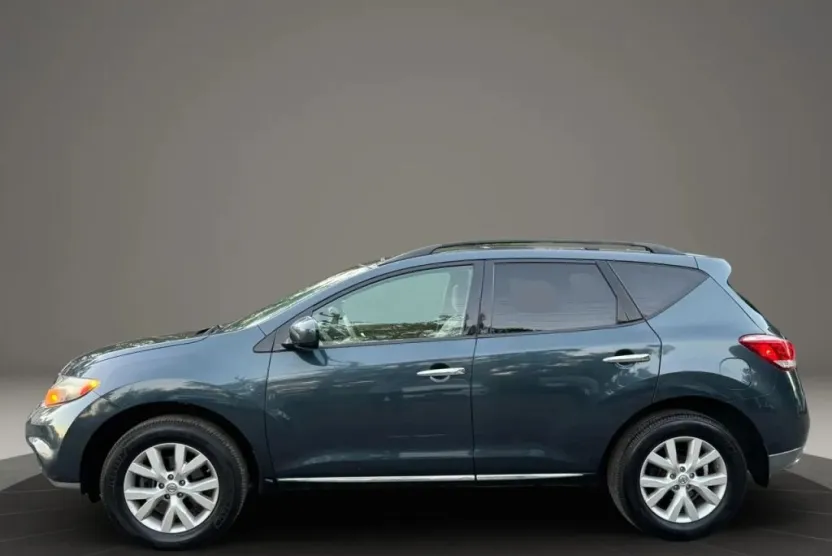 2011 Nissan Murano SL photo 1