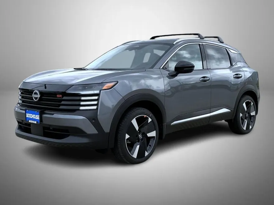 2026 Nissan Kicks SR photo 1
