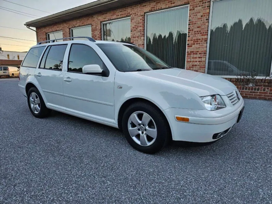 2005 Volkswagen Jetta GLS TDI photo 1