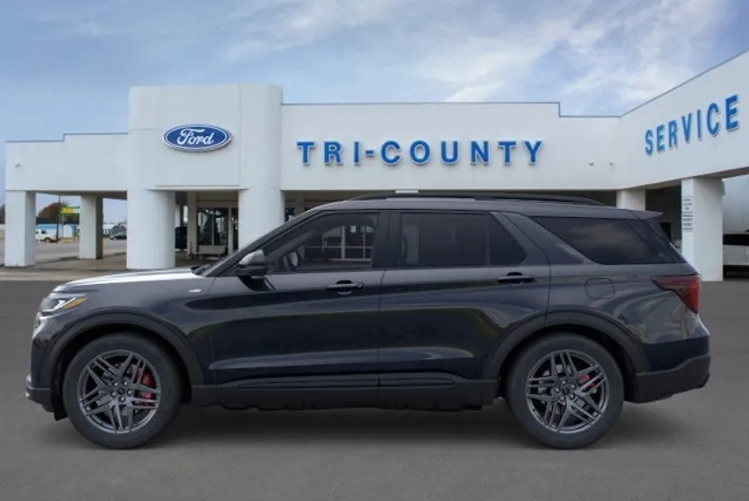 2025 Ford Explorer ST-Line photo 1