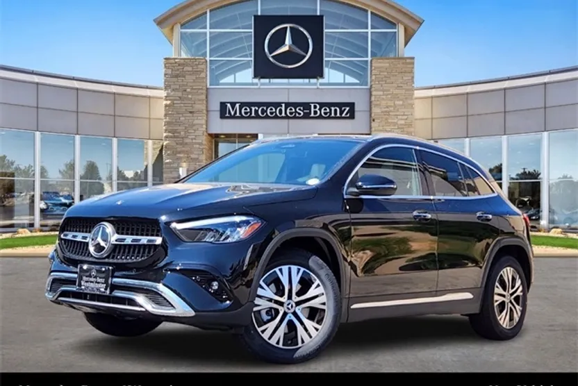 2026 Mercedes Benz GLA 250 4MATIC photo 1