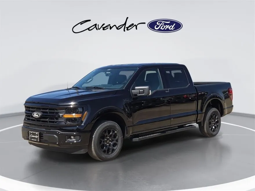 2025 Ford F-150 XLT photo 1