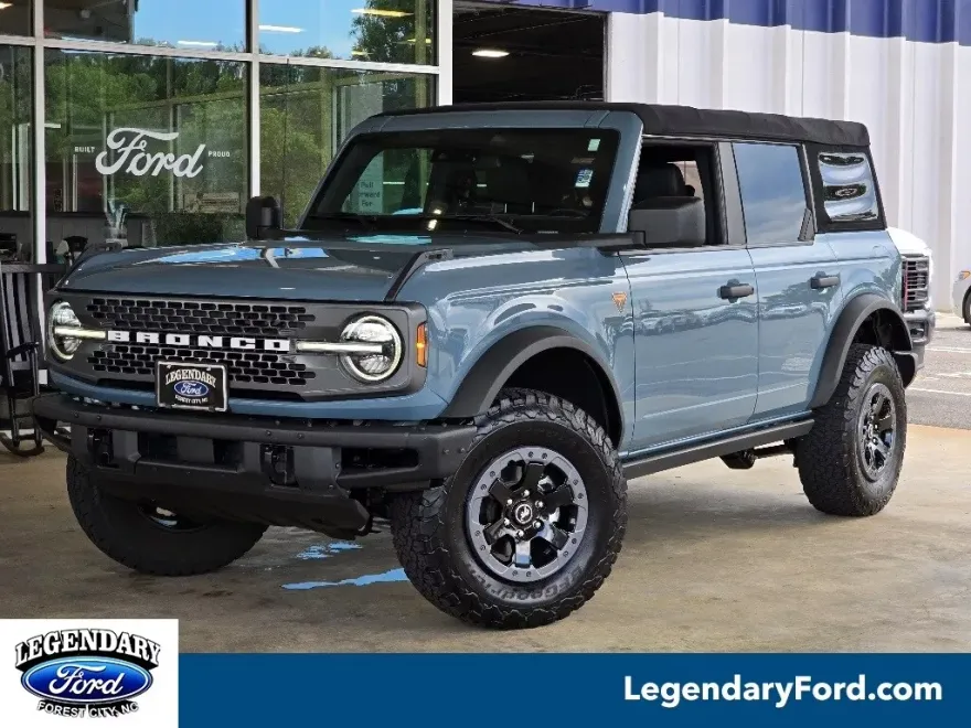 2021 Ford Bronco Badlands photo 1