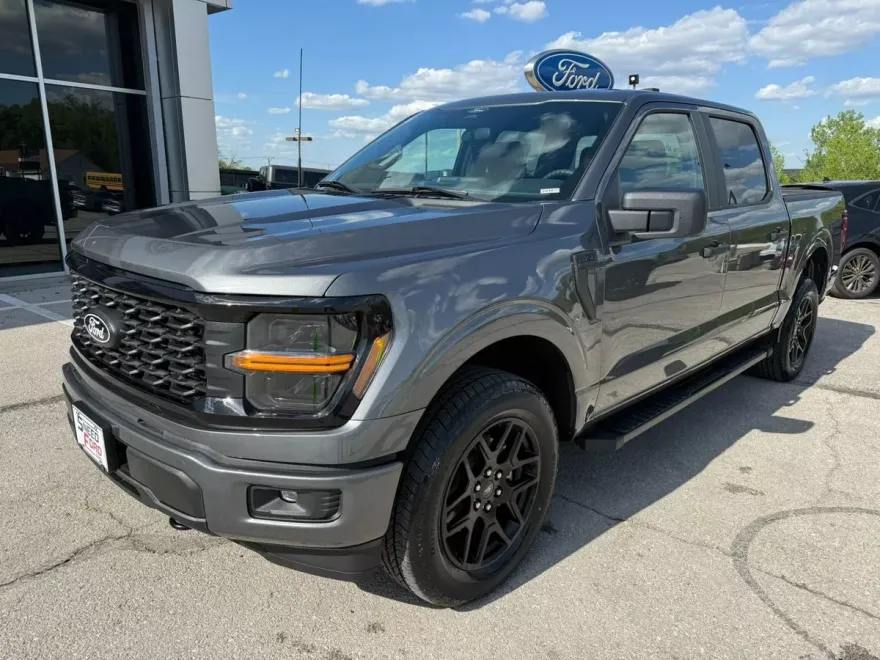 2025 Ford F-150 STX photo 1