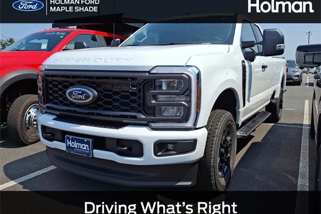2025 Ford F-350 XL photo 1