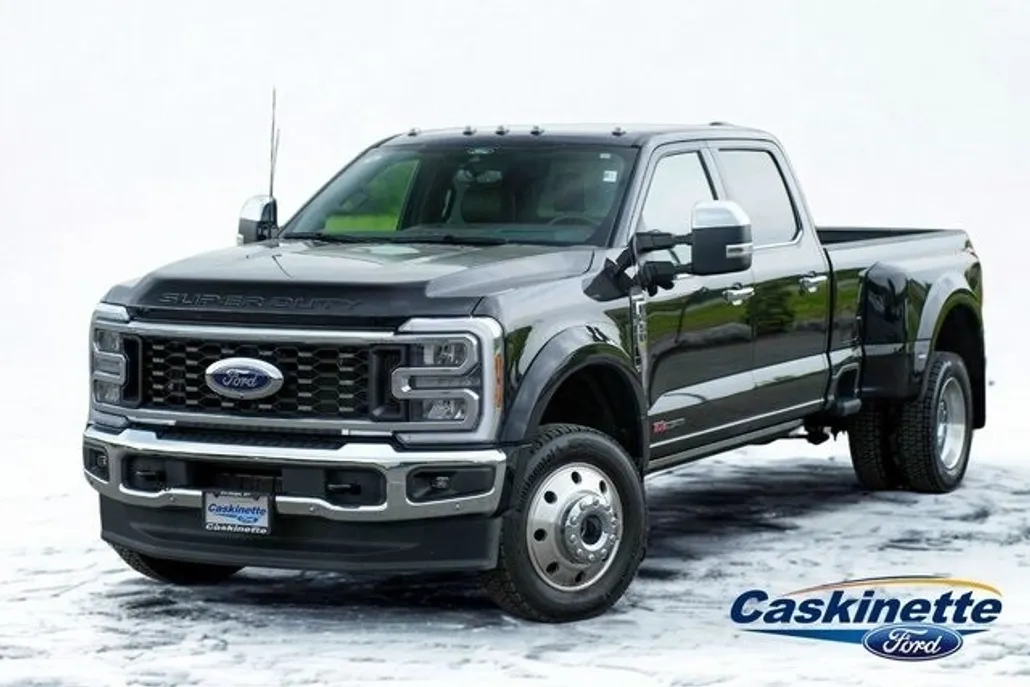 2025 Ford F-450 King Ranch photo 1