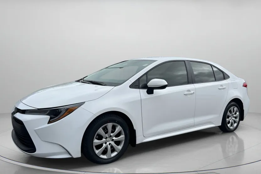2025 Toyota Corolla LE photo 1