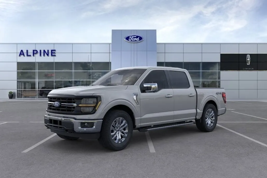 2024 Ford F-150 XLT photo 1