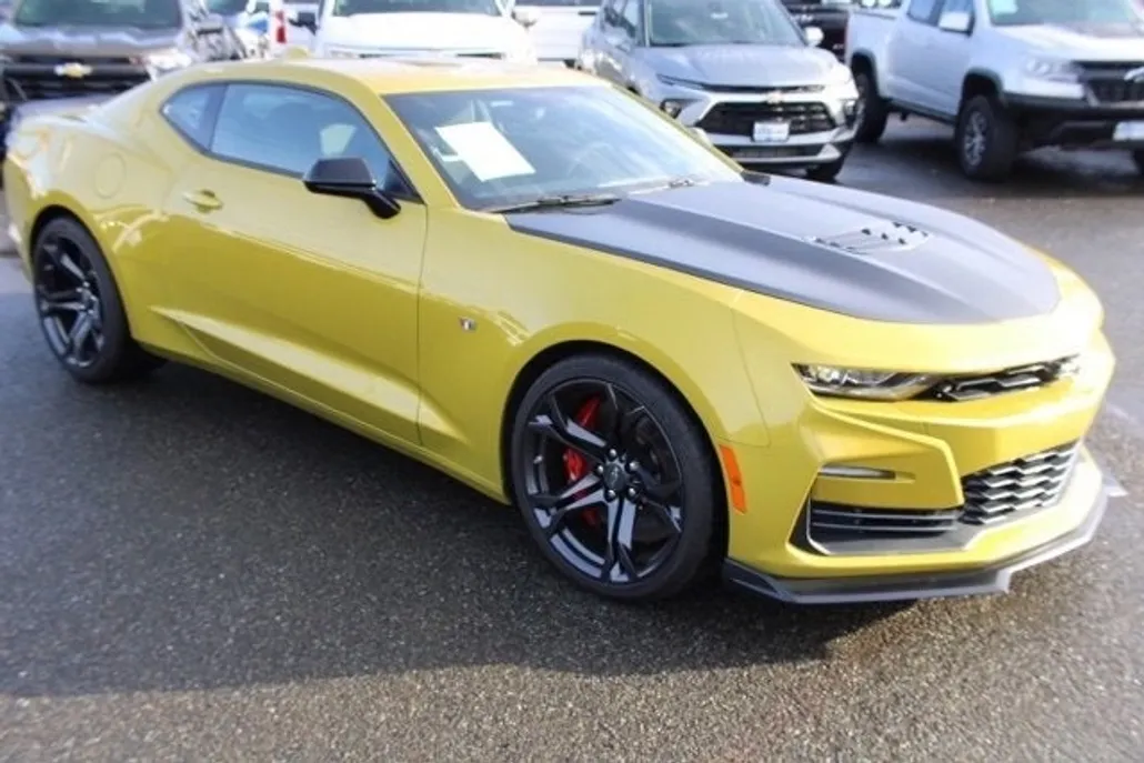 2024 Chevrolet Camaro 2SS photo 1