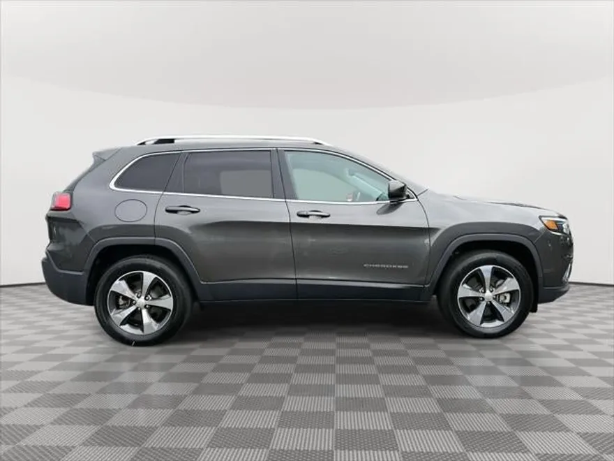 2019 Jeep Cherokee Limited photo 1