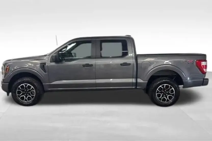2023 Ford F-150 XL photo 1