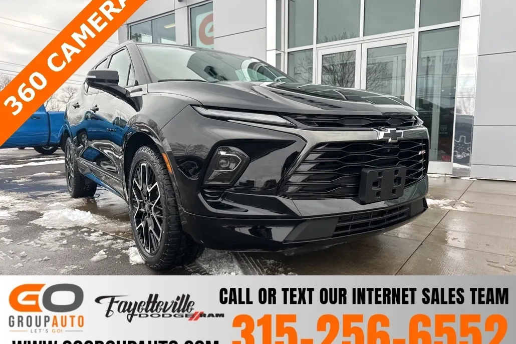 2023 Chevrolet Blazer RS photo 1