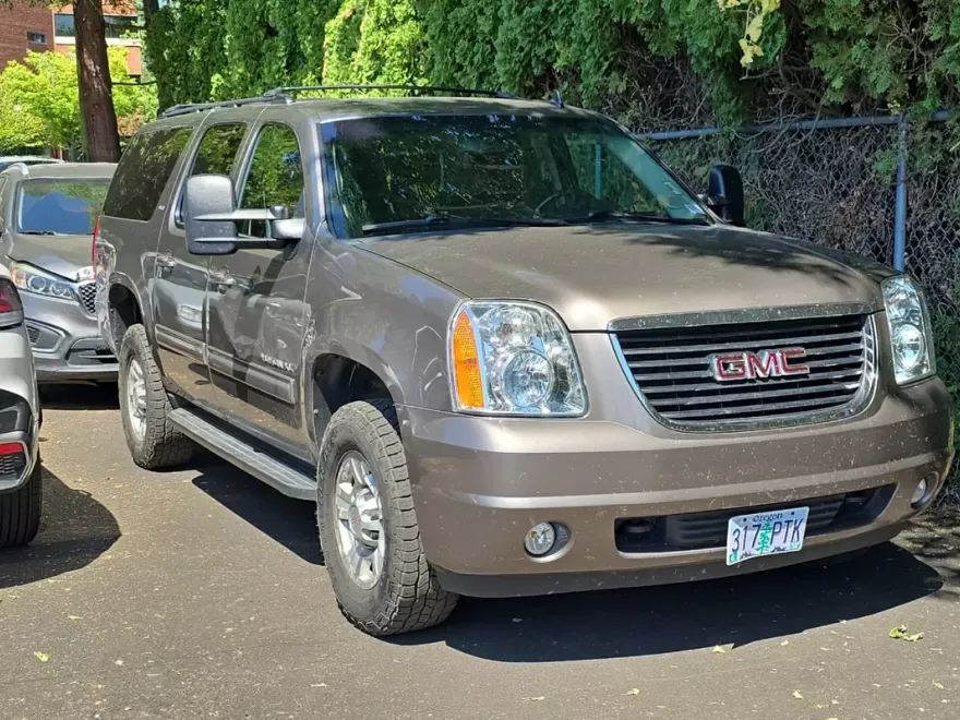 2013 Gmc Yukon XL SLT photo 1