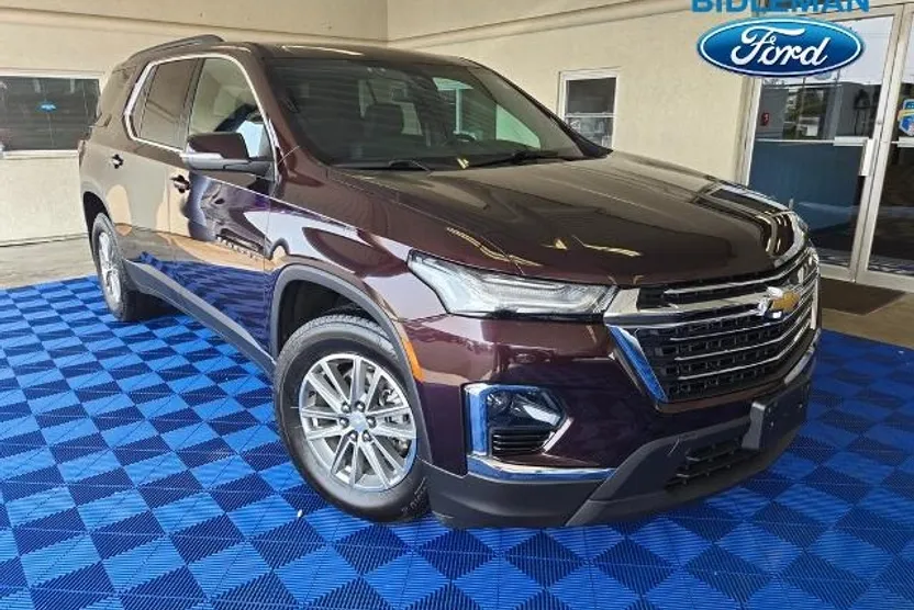 2023 Chevrolet Traverse Leather photo 1