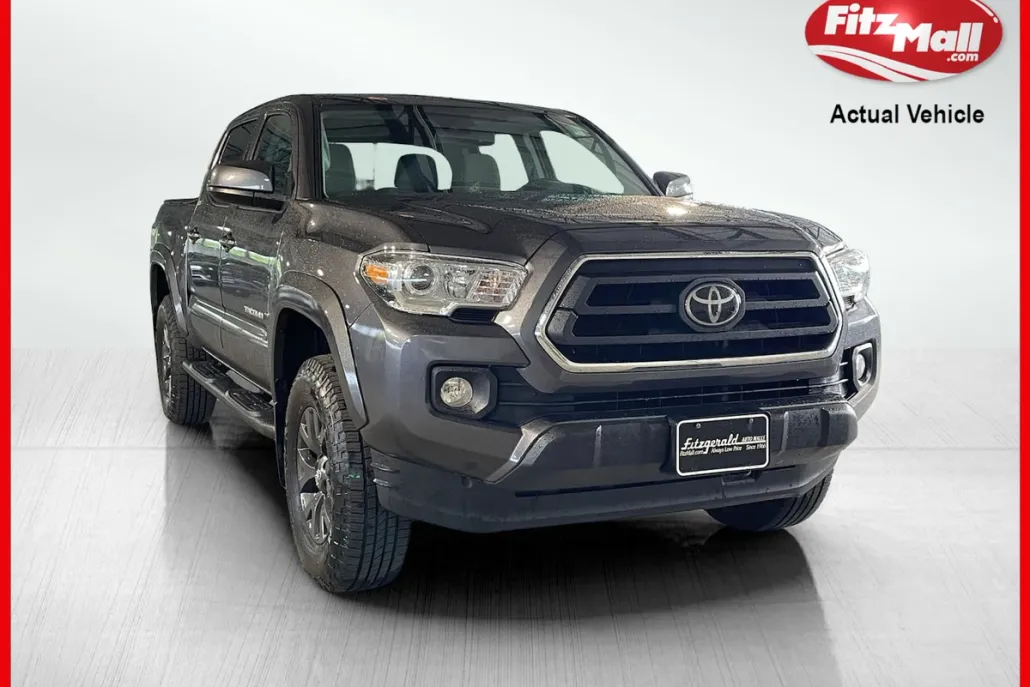 2022 Toyota Tacoma SR5 Double Cab photo 1