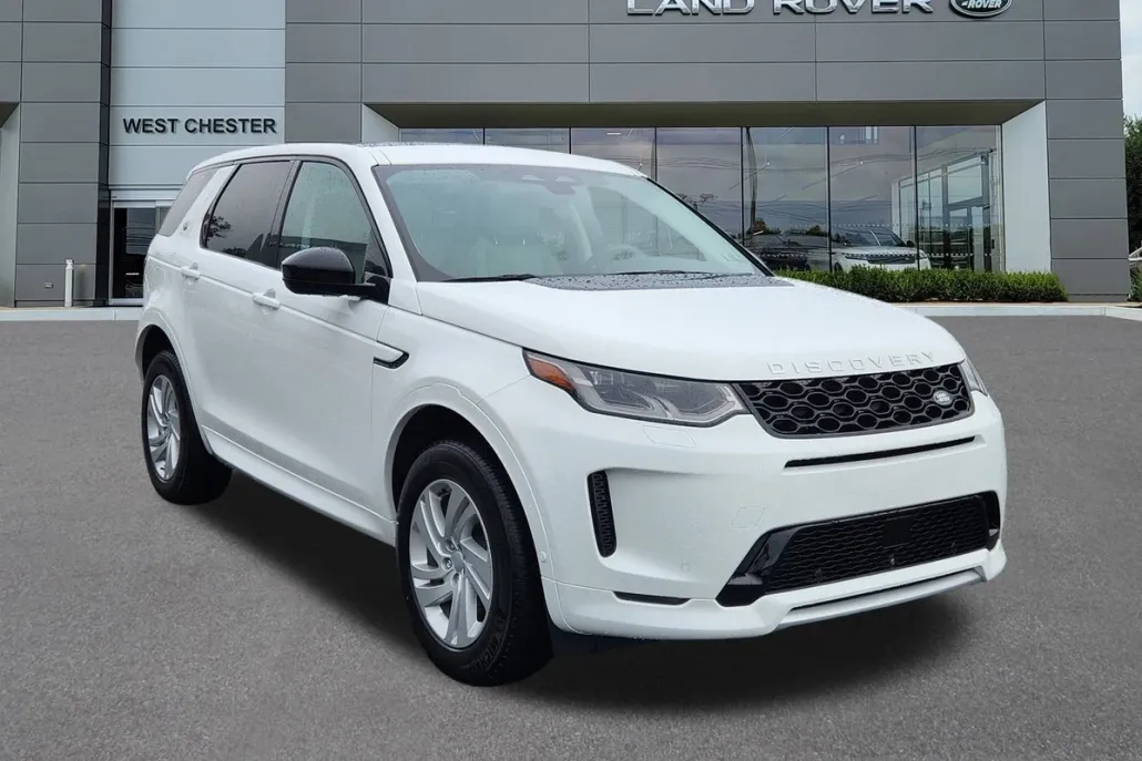 2025 Land Rover Discovery Sport S photo 1