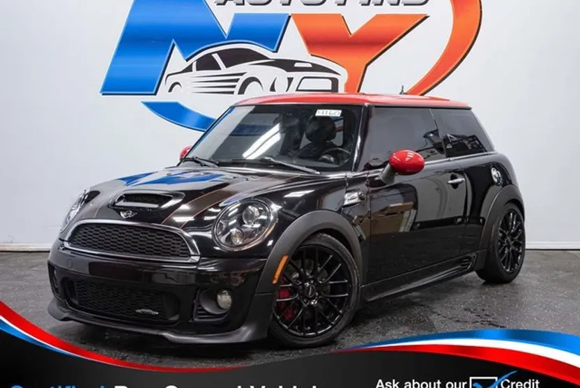 2012 Mini Cooper Hardtop John Cooper Works photo 1
