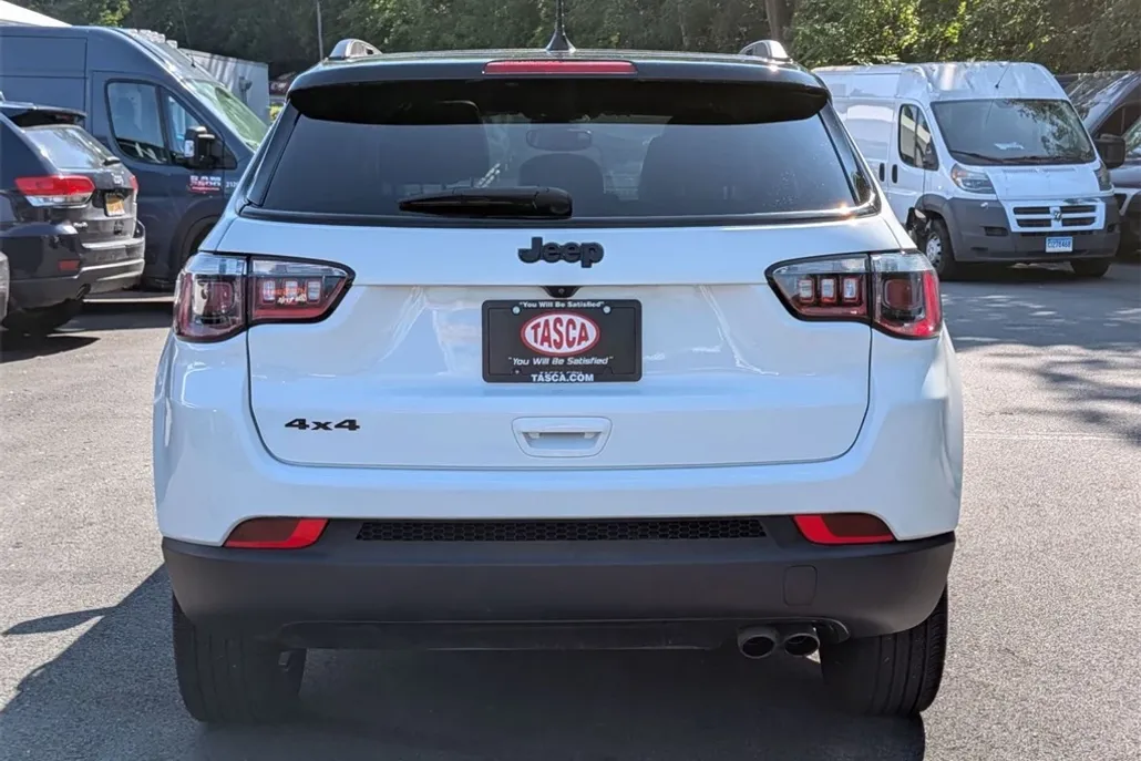 2022 Jeep Compass Altitude photo 1