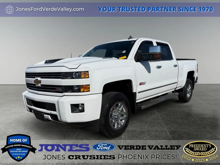 2017 Chevrolet Silverado 3500HD LTZ photo 1