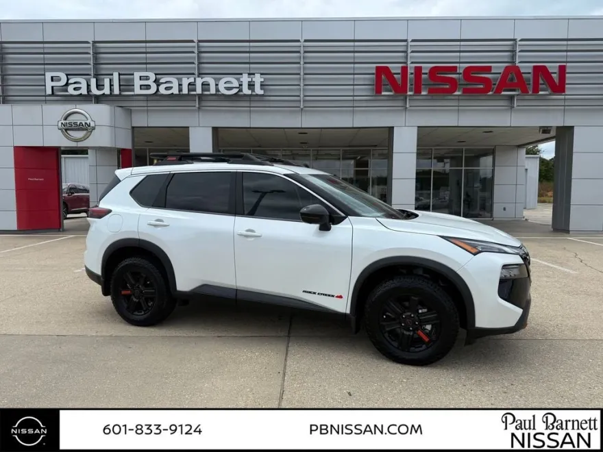 2025 Nissan Rogue photo 1