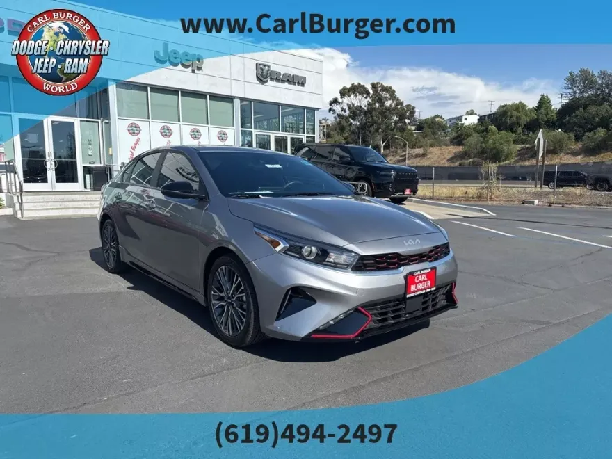 2024 Kia Forte GT-Line photo 1