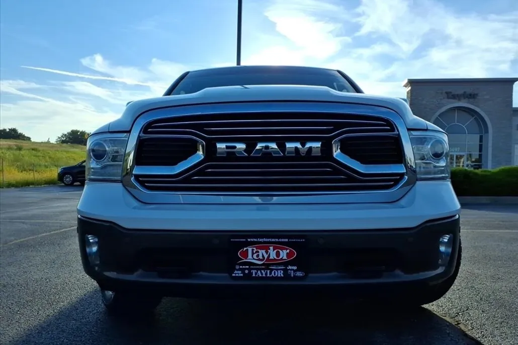 2018 Ram 1500 Laramie Longhorn photo 1