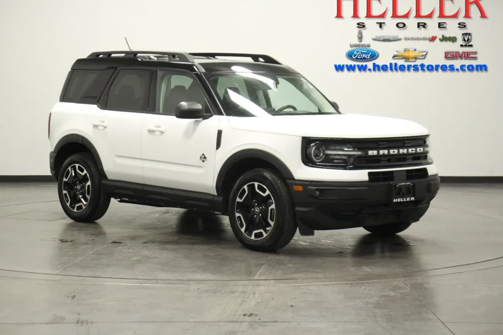2023 Ford Bronco Sport Outer Banks photo 1