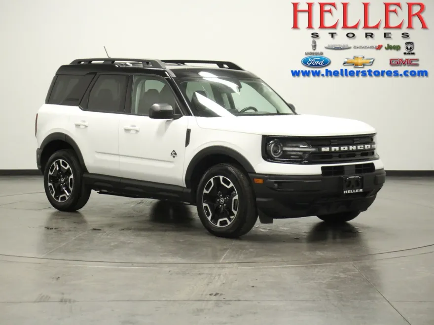2023 Ford Bronco Sport Outer Banks photo 1