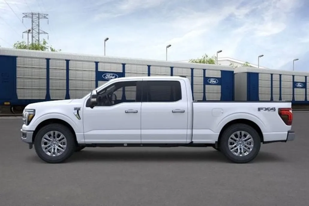 2025 Ford F-150 Lariat photo 1