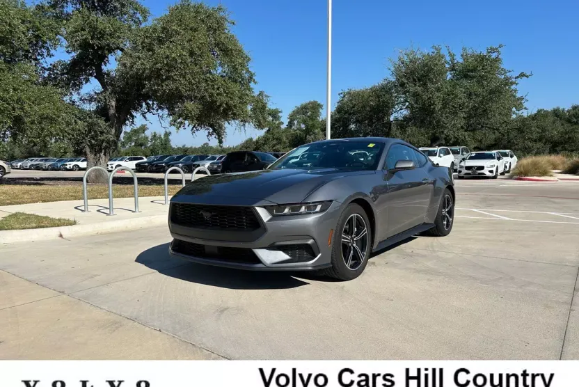 2024 Ford Mustang EcoBoost photo 1