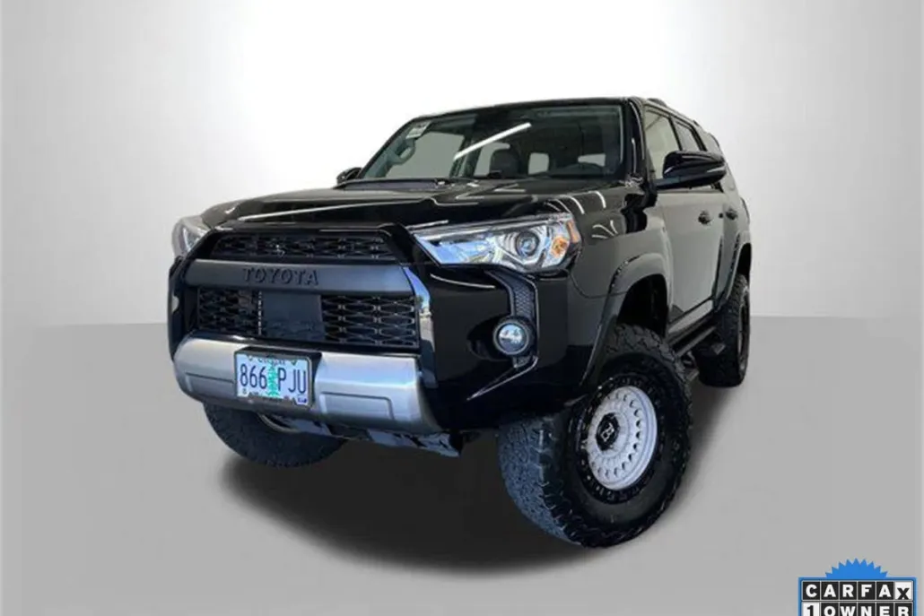2023 Toyota 4Runner TRD Premium photo 1